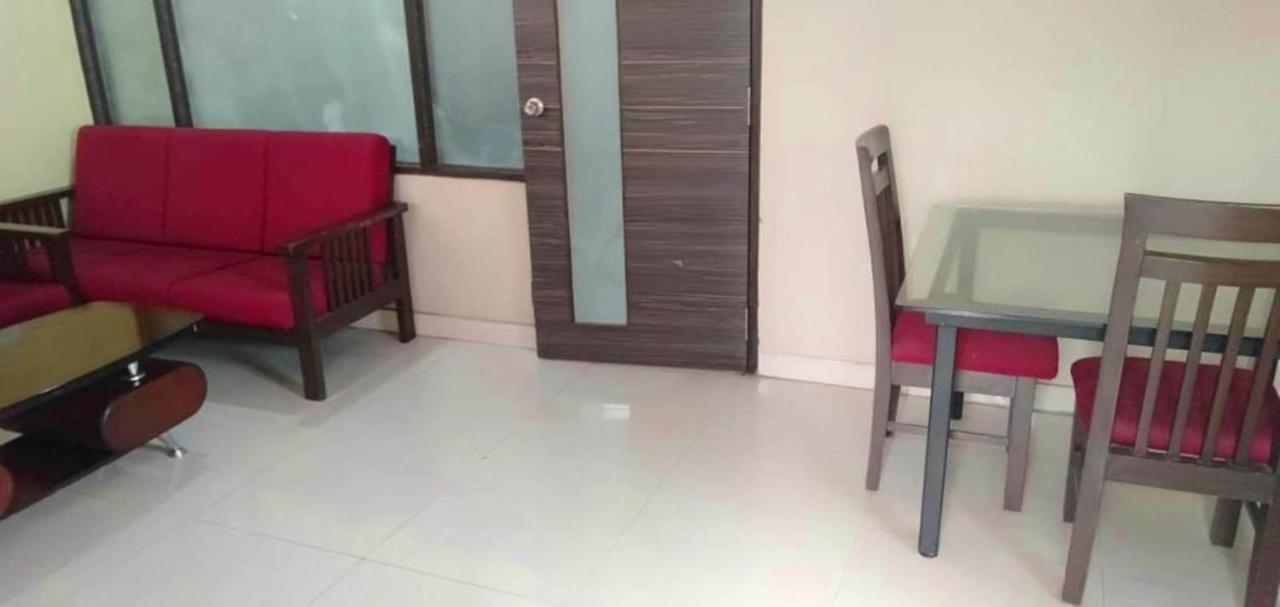 Iroomz Hoysala Residency بيلاري المظهر الخارجي الصورة